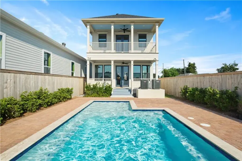 New Orleans, LA 70114Whitney, Louisiana-13