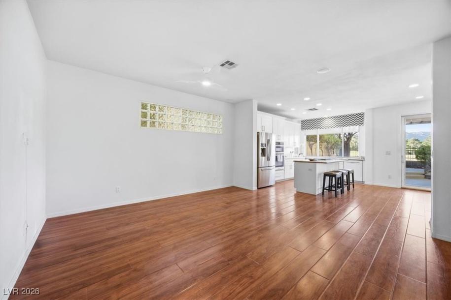 1333 Fox Acres Dr, Las Vegas, NV 89134-9