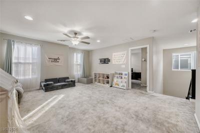 70 Pikiariki Ct, Las Vegas, NV 89183