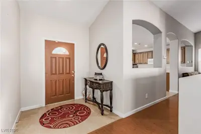 8692 Blakely Ct, Las Vegas, NV 89148