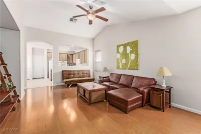 8692 Blakely Ct, Las Vegas, NV 89148