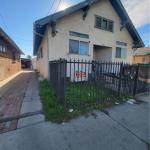 204 E Gage, Los Angeles, CA 90003