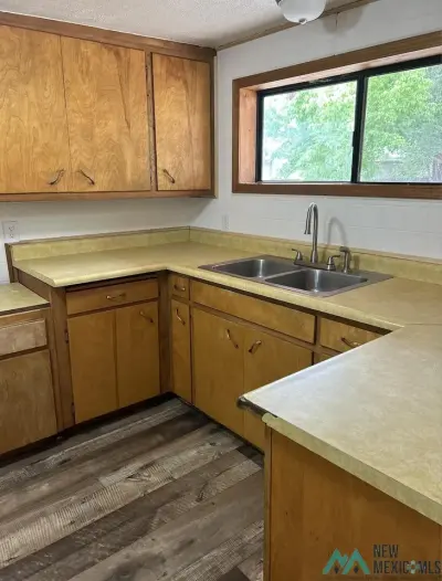 410 N 9th St, Las Vegas, NV 89101