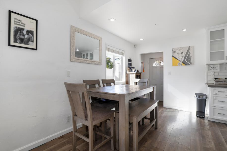 13345 Calcutta, Sylmar, CA 91342-5